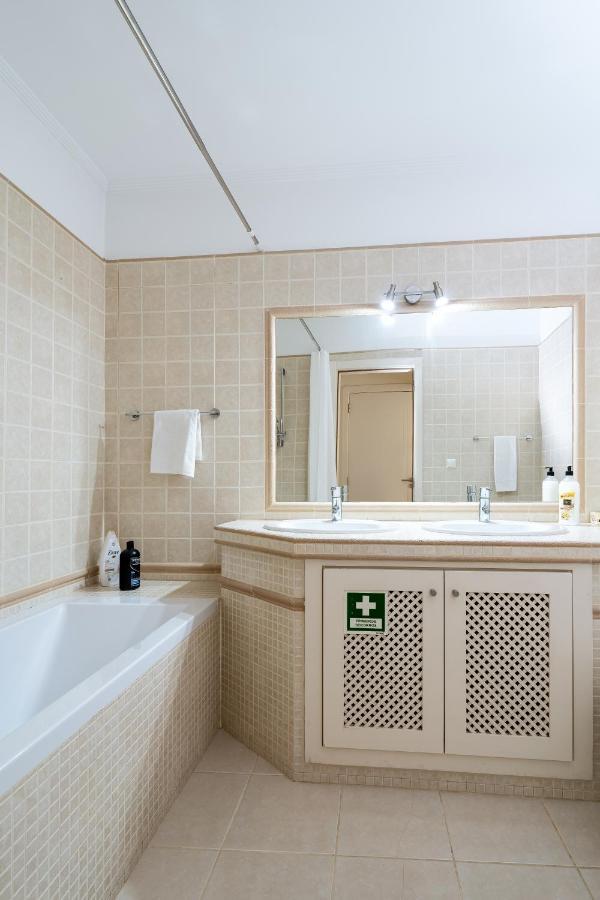 Ria Olhao Apartment ภายนอก รูปภาพ